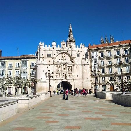 Tu Hogar En El Camino. Burgos Centro. Vut. Wifi Apartment Bagian luar foto