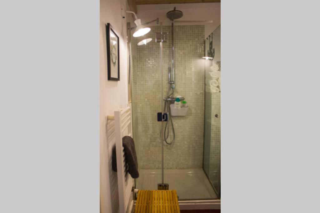 Tu Hogar En El Camino. Burgos Centro. Vut. Wifi Apartment Bagian luar foto