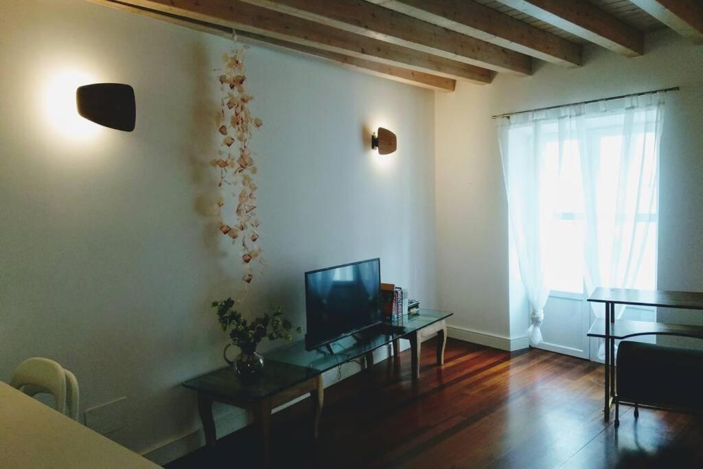 Tu Hogar En El Camino. Burgos Centro. Vut. Wifi Apartment Bagian luar foto