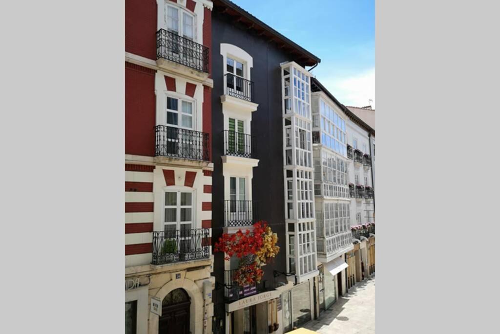 Tu Hogar En El Camino. Burgos Centro. Vut. Wifi Apartment Bagian luar foto